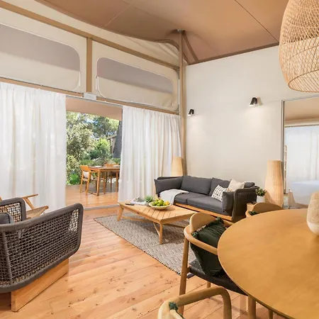 Arena One 99 Glamping Holiday park 4*