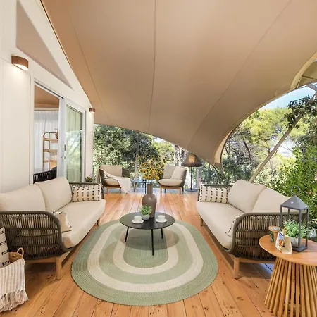 Arena One 99 Glamping Πάρκο διακοπών