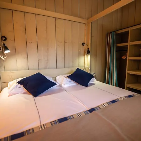 Arena One 99 Glamping Holiday park Pomer