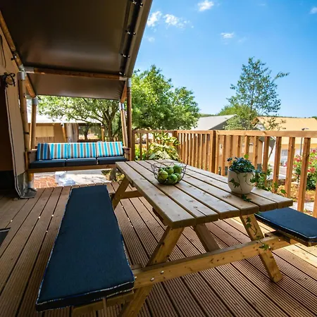 Arena One 99 Glamping Holiday park