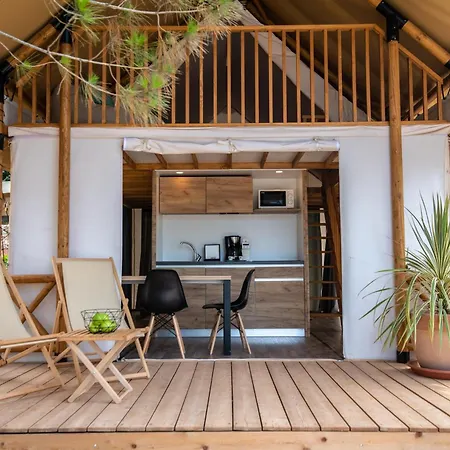 Holiday park Arena One 99 Glamping Pomer
