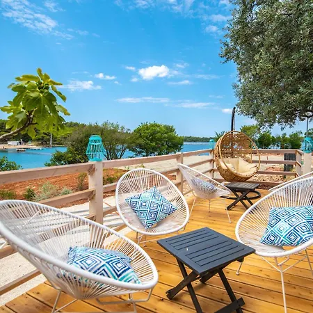 Arena One 99 Glamping Πάρκο διακοπών